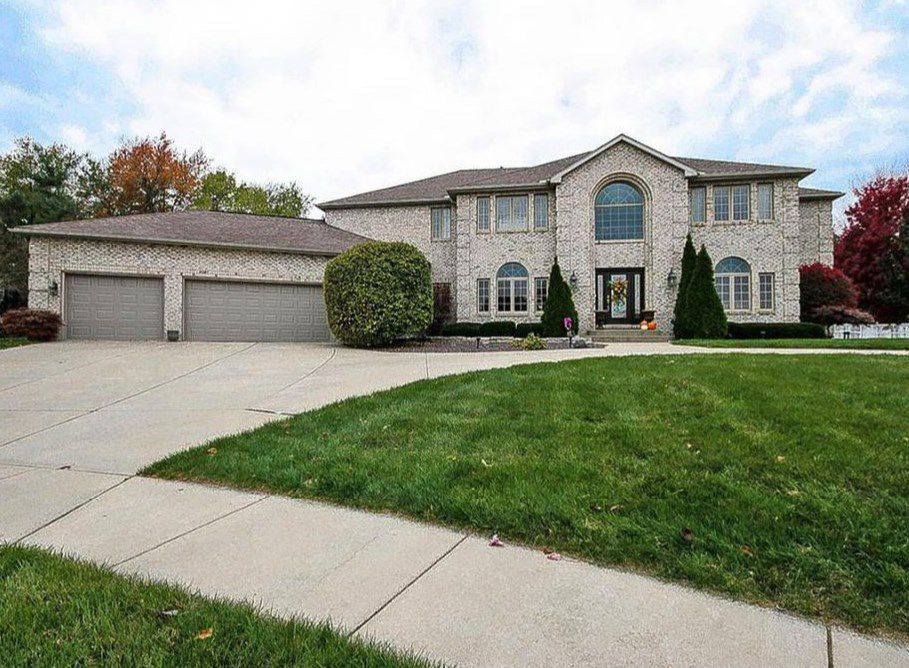 $549,000: 879 Jasons Way, Forsyth